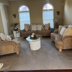 Living Room Set (Sofa, Loveseat, Chair. & (3) Tables