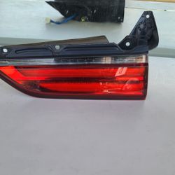 2016 - 2021 LEXUS LX LX570 RIGHT TAIL LAMP LIGHT GENUINE USED OEM.  B3