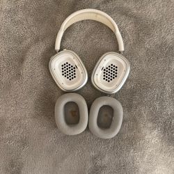 Apple Max Headphones 