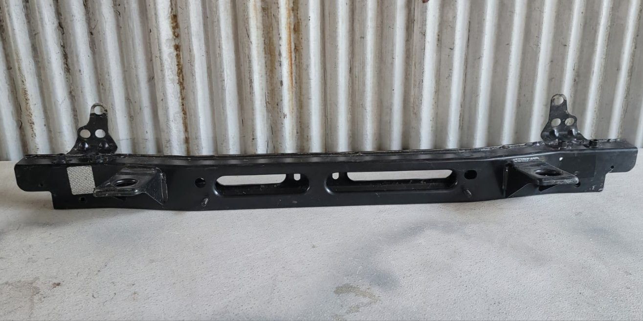 2008-2017 Buick Enclave Front Lower Core Support 