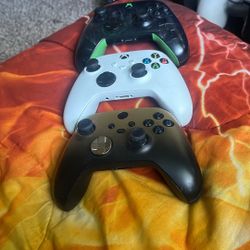Xbox Controllers 