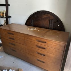 Mid century Dresser