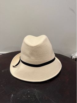 White House Black Market Cream Hat with Black Label