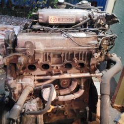 Toyota 5S-FE 2.2l 4-cylinder Engine