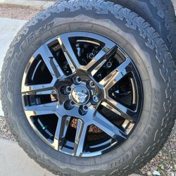 2024 OEM ORIGINAL TAKEOFFS CHEVY SILVERADO TRAIL BOSS  20 INCH HAVE TPMS SENSORS TIRES BRIDGESTONE ALL-TERRAIN 85 % $ 1299