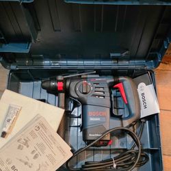 Bosch
8 Amp 1-1/8 in. Corded Variable Speed SDS-Plus Concrete/Masonry Rotary Hammer Drill with Depth Gauge and Carrying Case