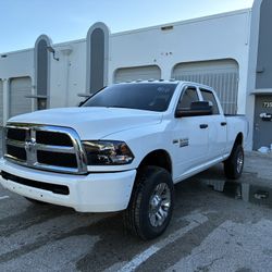 Ram 3500 Hemi 