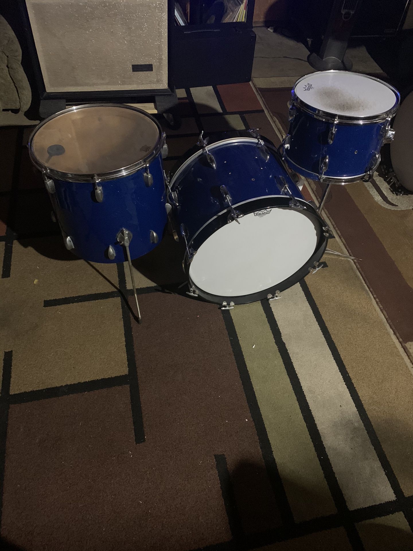 Vintage MIJ drum set