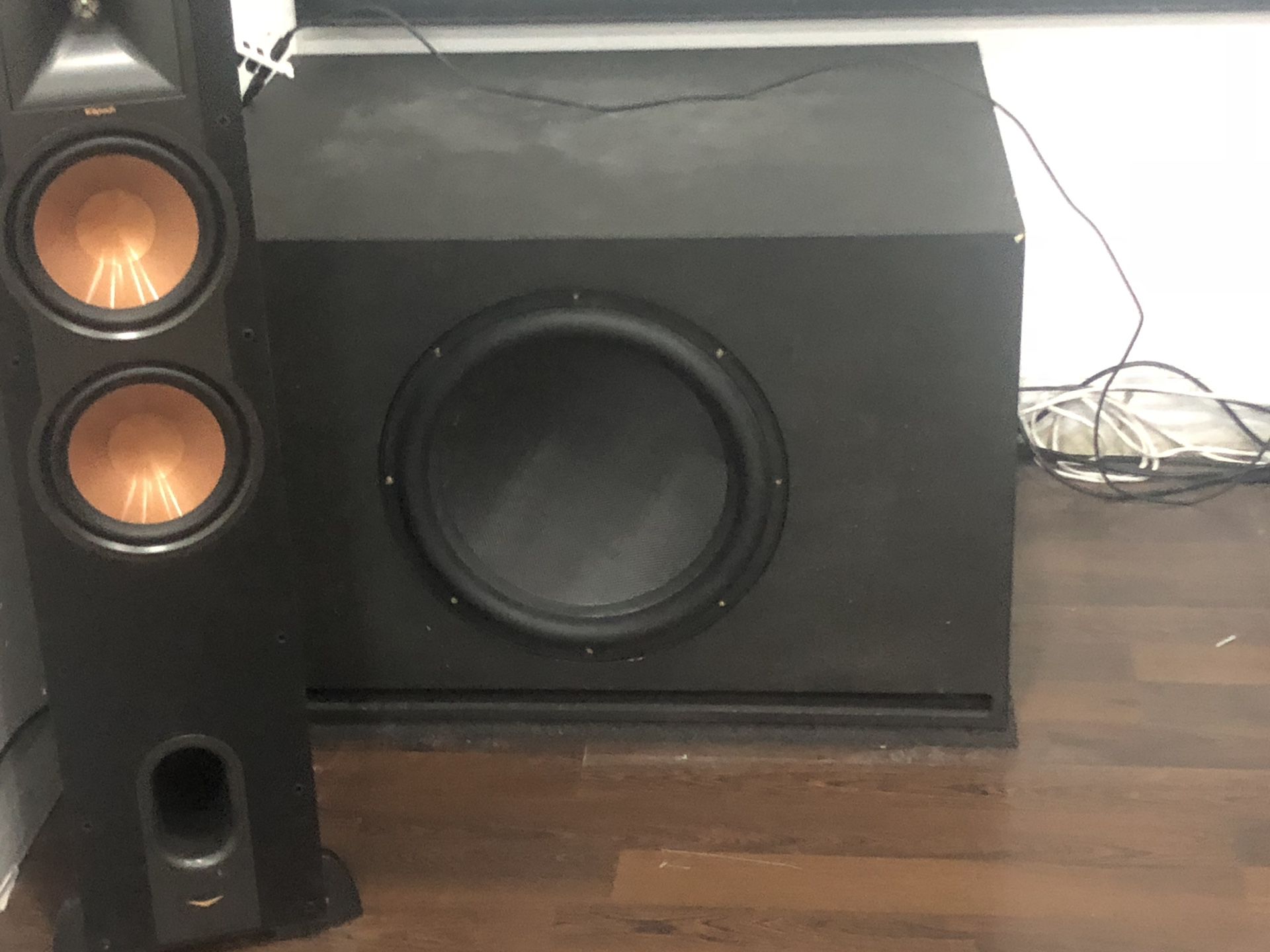 varsel fænomen Perth Dayton audio 18” ultimax subwoofers with custom built 12 cubic foot  subsonic vented enclosures for Sale in Florida City, FL - OfferUp