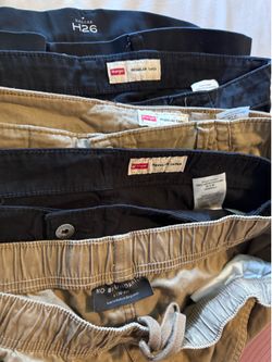 5 pair of men’s 36 and 38 cargo pants