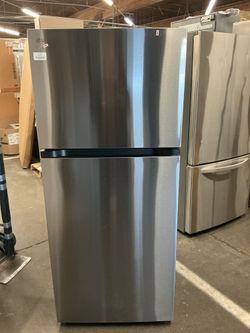 LG LT18S1100S Top Freezer Refrigerator (Open Box / Scratch & Dent)