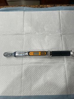 Gearwrench 1/4” Electronic Torque Wrench with Angle