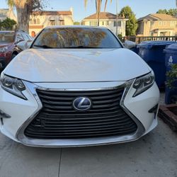 2017 Lexus ES 300h