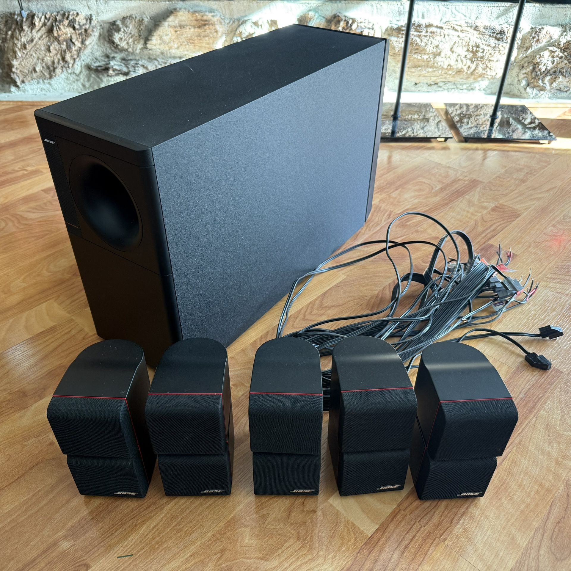 Bose surround sound speakers/subwoofer