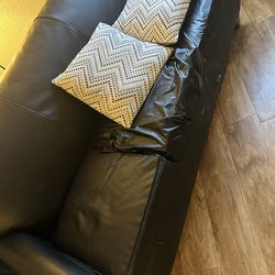Free Black Couch 