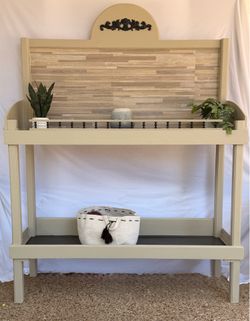 Entry Table / Hall Tree