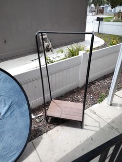 Clothes rack