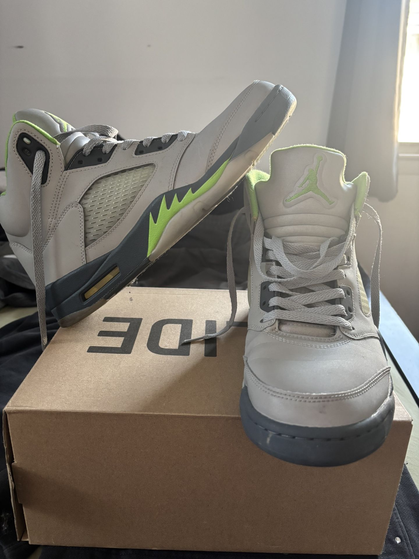 Jordan 5 Green Bean size 11.5