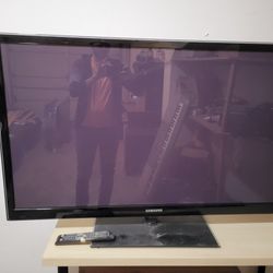 Plasma Samsung  TV 55 INCH
