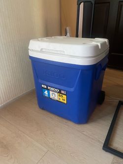 🧊 Igloo Laguna 60 Roller Cooler – 60 Quart 🧊