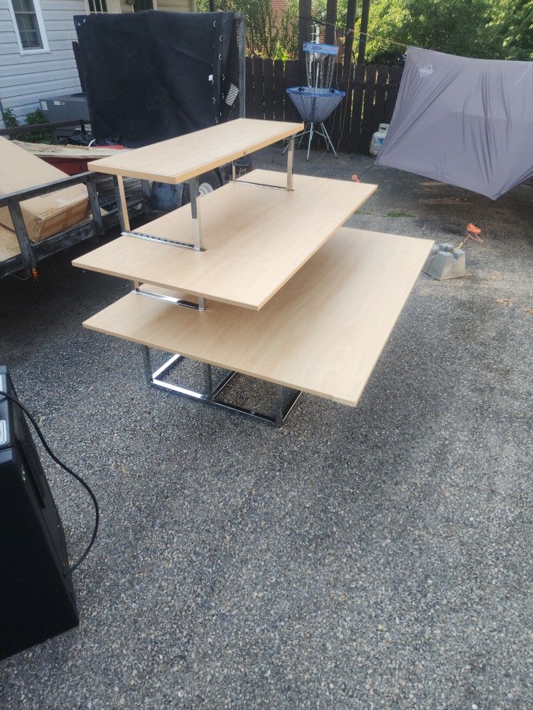 Retail Display Table