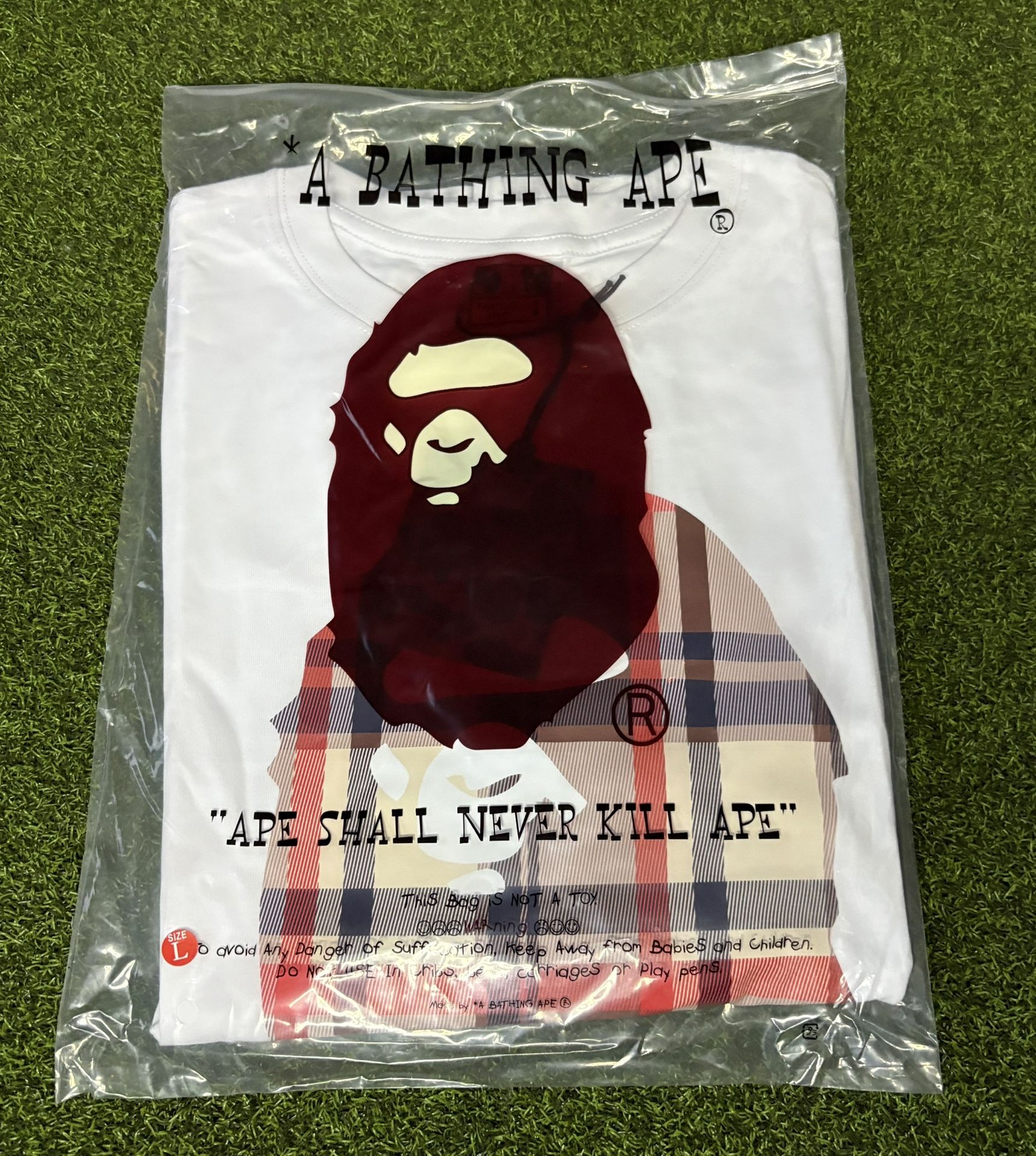 MENS BAPE TEES SIZE LARGE 