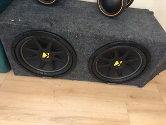Used 12inch kicker speakers and 2200amp