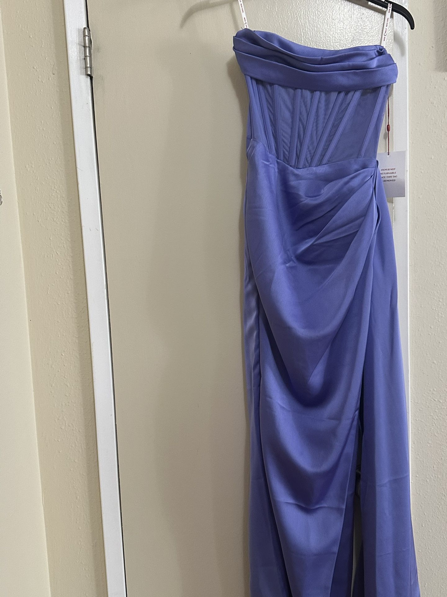 Miss Circle New York Dress