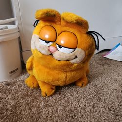 Vintage Garfield Stuffed Animal 