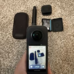 Insta360 X3