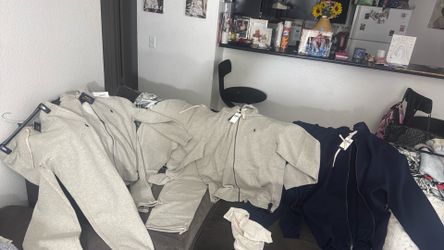 Polo out fits two sizes xl and one sixes L