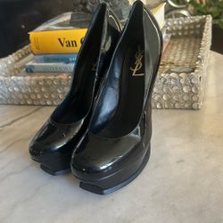 YSL Yves Saint Laurent Glossy Platform Heels