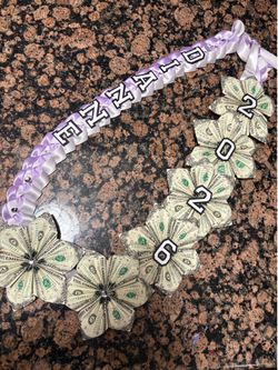 Graduation leis