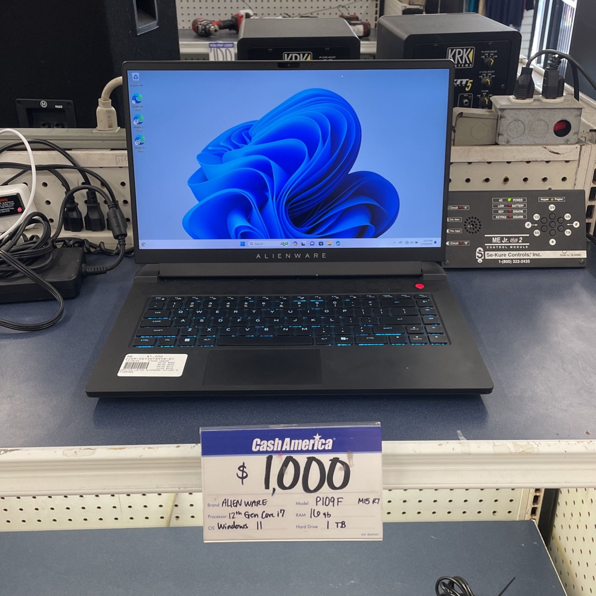 Alienware M15 R7 Laptop for Sale in Houston, TX - OfferUp