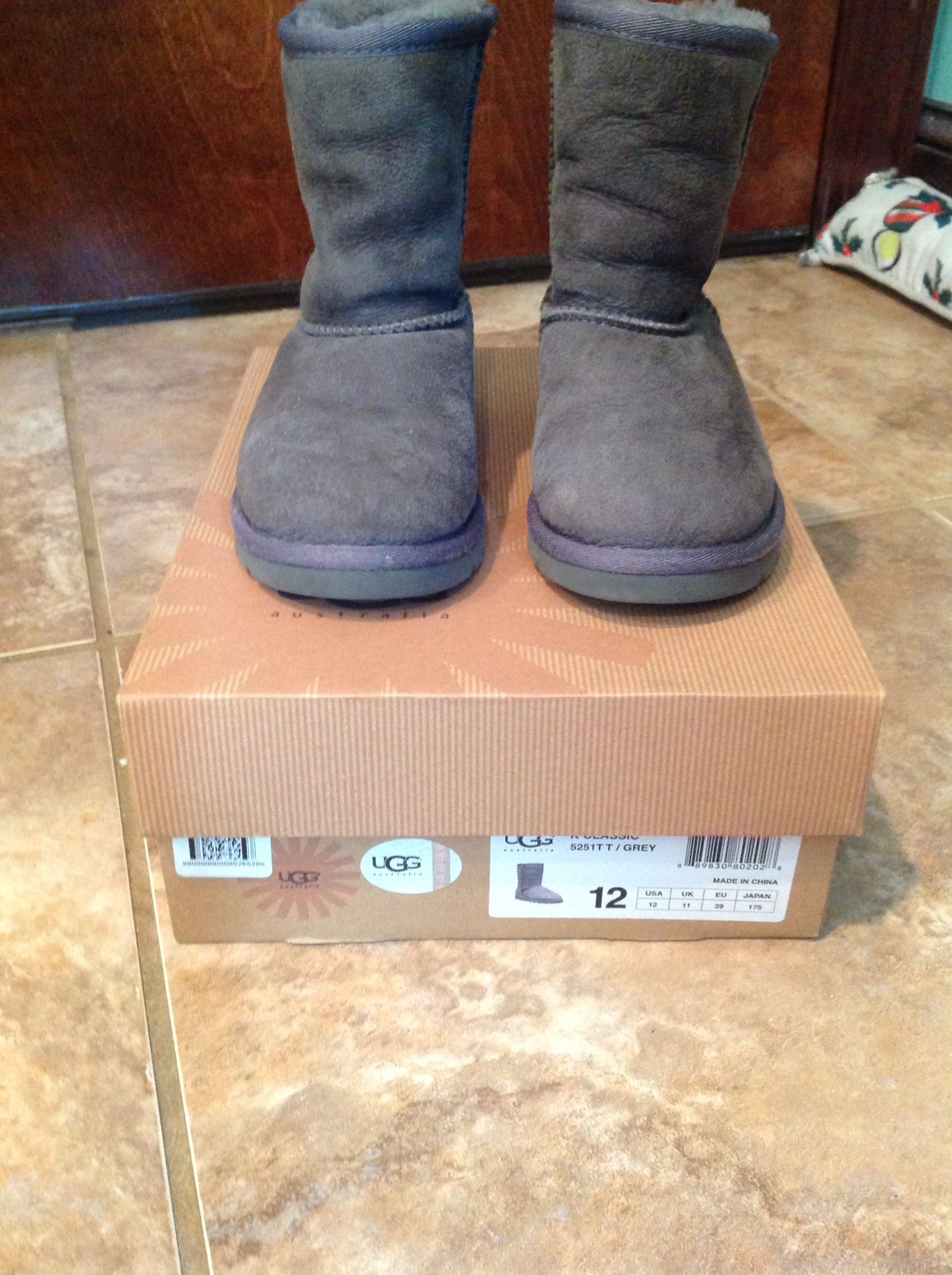 Ugg girls boots