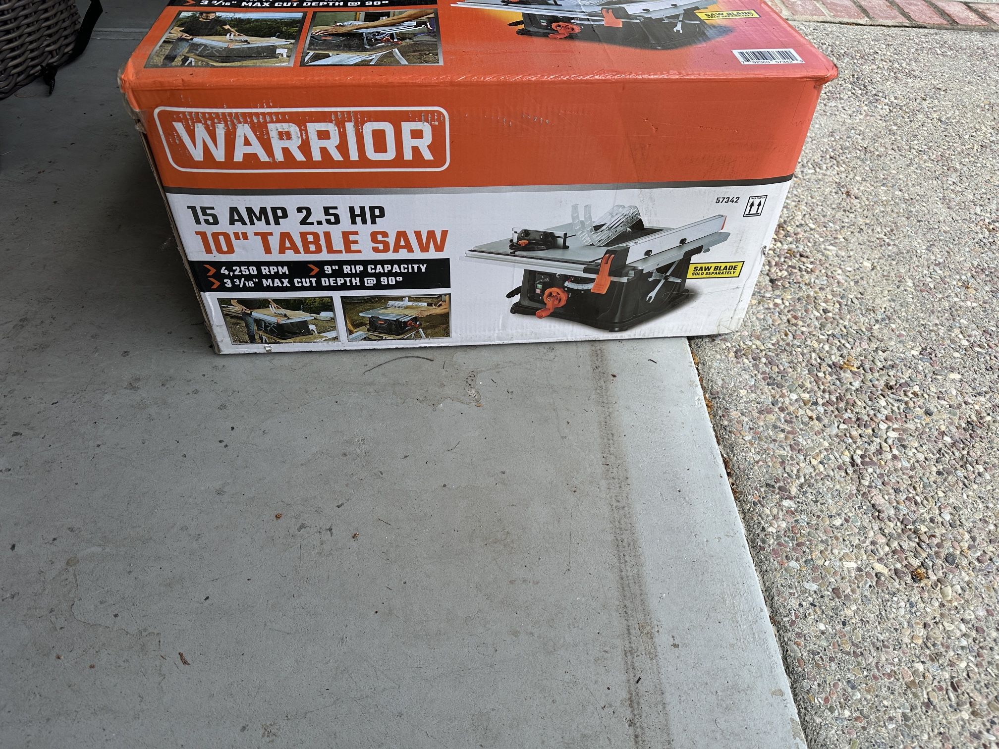 Warrior 15 Amp, 10 inch Table Saw & Extra Hercules Blade