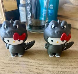 Hello kitty Godzilla
