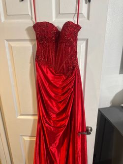 Red prom dress
