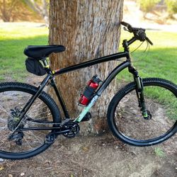 29 inch  Mountain Bike Specialized 