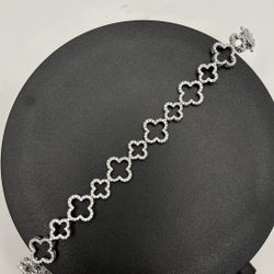 BRAND NEW SS Clover Moissanite Bracelet 