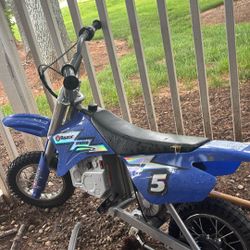 Razor Dirt Bike 