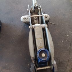 Car Jack Missing Stick Has Oil 