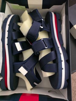 Tommy sandal