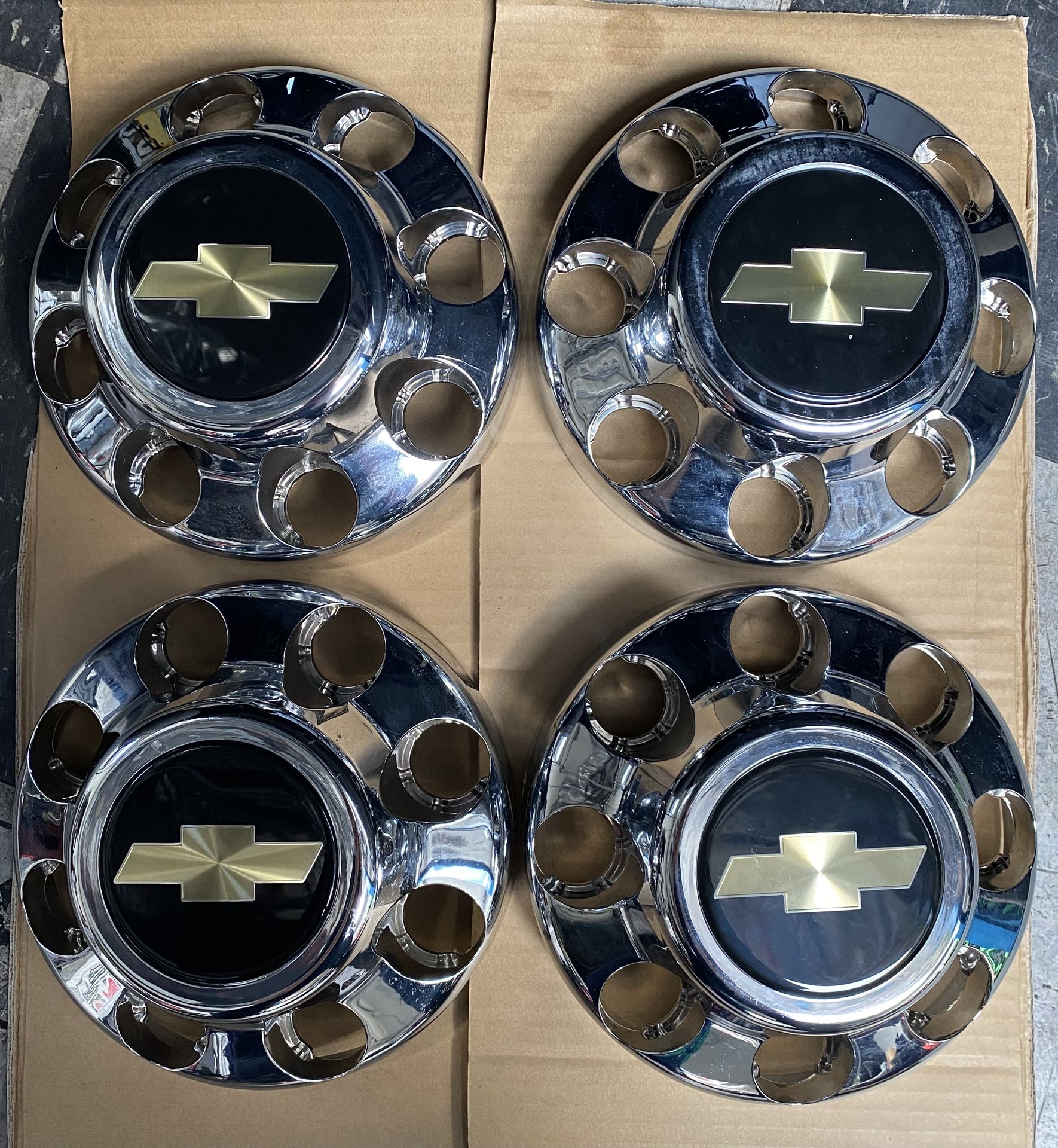 Chevy 8 Lug Factory Wheel Caps Chrome