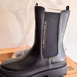 Boots – Excellent Condition