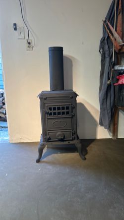 Wood burning stove