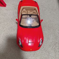 Ferrari California RC Car Red Convertible No Remote Control Toy Vehicle boy toy  Size is about 14x12x3.5” Lost remote control. So used as model 