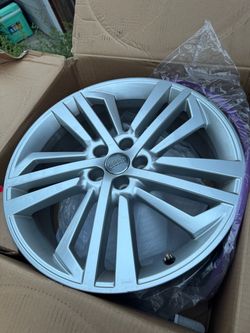 Audi Silver Alloy Wheel Rim