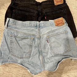 LEVI Shorts- Set of 2