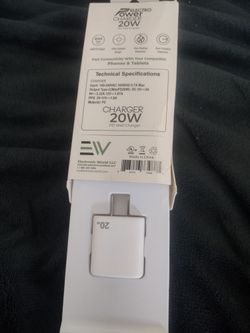 20 W FAST CHARGER NEW